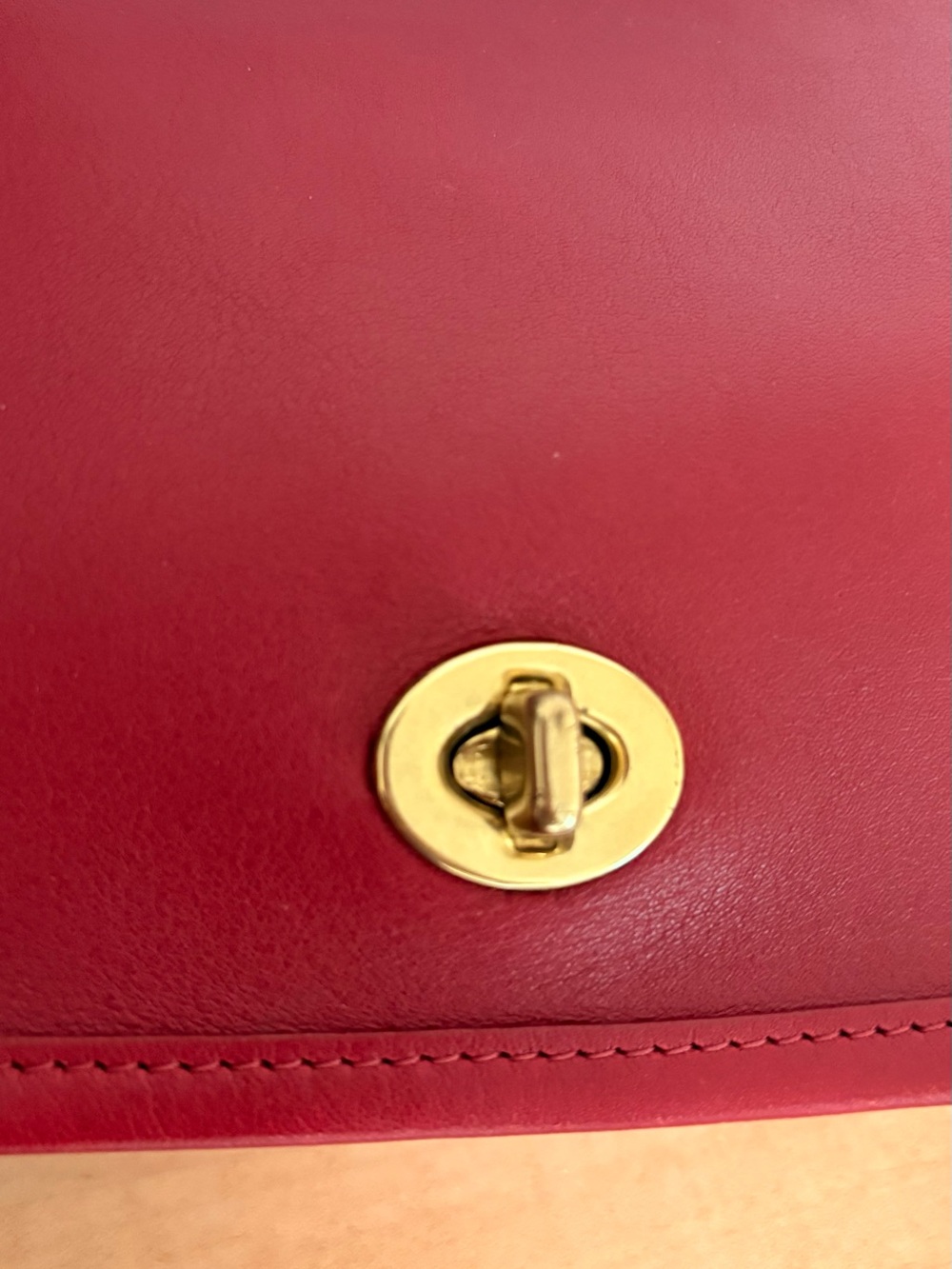 Coach Dinky Classic Red Leather Crossbody Bag with Gold Turn-Lock - Picture 2 of 10